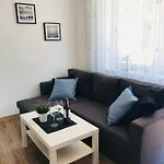 & Karwia
