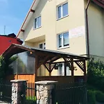 & * Karwia