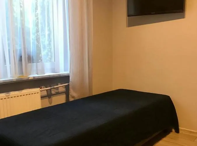 & Alloggio in famiglia