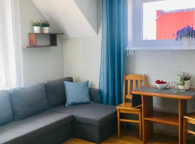 & Alloggio in famiglia *